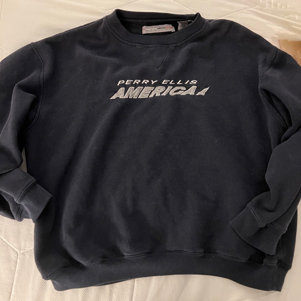 Perry Ellis Crewneck Sweatshirt